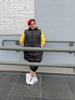 Edina, 43 �ves t�rskeres� n�, Szatymaz