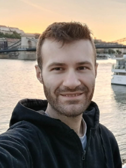 David, 31 �ves t�rskeres� f�rfi, Budapest
