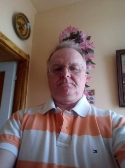 L�szl�, 66 �ves t�rskeres� f�rfi, Szombathely