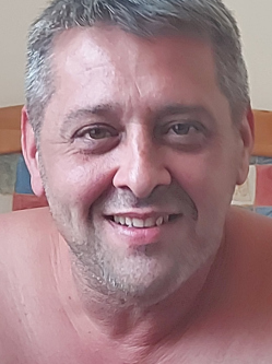 J�nos, 48 �ves galamboki t�rskeres� f�rfi