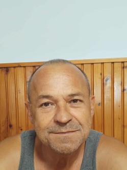 K�roly, 62 �ves t�rskeres� f�rfi, Enying