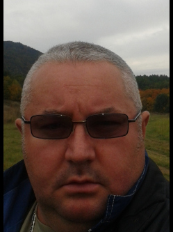 M�zes, 57 �ves esztergomi t�rskeres� f�rfi