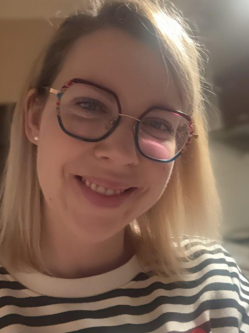 Zsanett, 35 �ves t�rskeres� n�, Tatab�nya