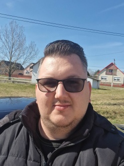 Bence, 30 éves társkereső férfi, Nagykinizs