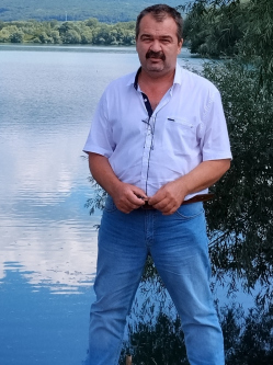 Jani, 49 �ves t�rskeres� f�rfi, Mez�k�vesd