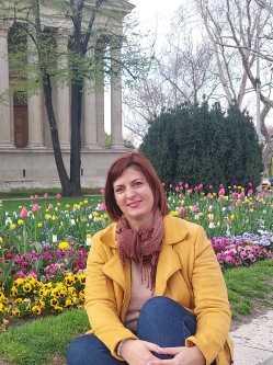 Hajni, 46 �ves t�rskeres� n�, Nagyk�ta