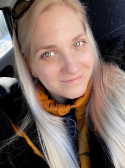 Bianka, 36 �ves t�rskeres� n�, Sz�kesfeh�rv�r