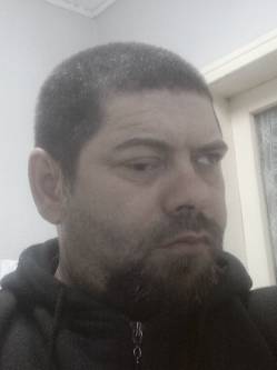 Misi, 47 �ves t�rskeres� f�rfi, Eur�pa (egy�b)