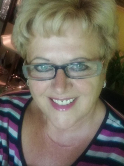 Gabi, 64 �ves t�rskeres� n�, Nagykanizsa