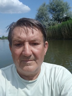 István, 74 éves társkereső férfi, Öcsöd
