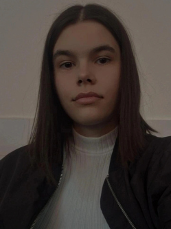 D�ri, 20 �ves t�rskeres� n�, P�cs