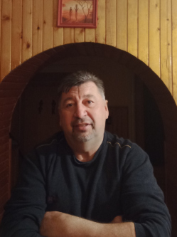 Guszt�v, 58 �ves t�rskeres� f�rfi, Boldog