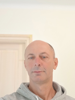 Zoli, 51 �ves balatonmagyar�di t�rskeres� f�rfi