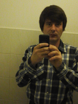 G�bor, 39 �ves t�rskeres� f�rfi, Ny�racs�d