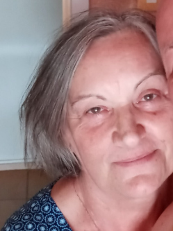 �va, 72 �ves t�rskeres� n�, Dorog