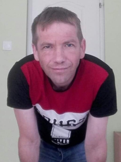 Jozsef, 49 �ves t�rskeres� f�rfi, Debrecen