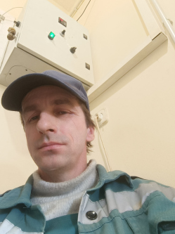 Ferenc, 49 �ves t�rskeres� f�rfi, Somosk��jfalu