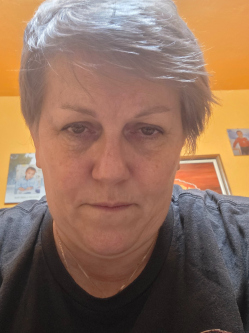 Linda, 53 �ves t�rskeres� n�, Kov�szna