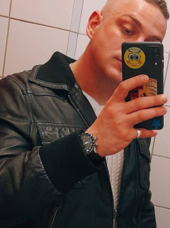 Karoly, 37 �ves t�rskeres� f�rfi, Baden-W�rttemberg