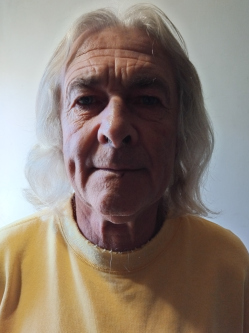 G�bor, 70 �ves t�rskeres� f�rfi, Polg�r