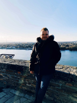 Viktor, 33 éves társkereső férfi, Hatvan