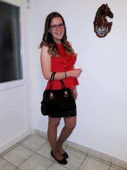 Katus, 31 �ves t�rskeres� n�, Hajd�szoboszl�