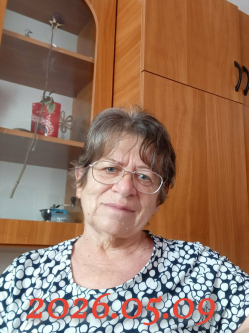 Mari, 67 �ves t�rskeres� n�, Kis�jsz�ll�s