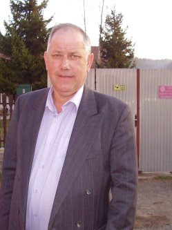 J�zsef, 73 �ves t�rskeres� f�rfi, Bodony