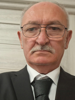 Ferenc, 64 �ves t�rskeres� f�rfi, P�cs