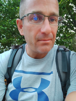 Szabolcs, 49 �ves t�rskeres� f�rfi, Mosonmagyar�v�r