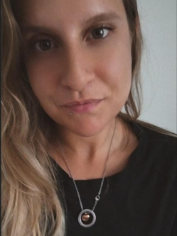 Ter�z, 33 �ves t�rskeres� n�, Sz�kesfeh�rv�r