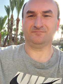 Norbi, 55 �ves t�rskeres� f�rfi, Balassagyarmat
