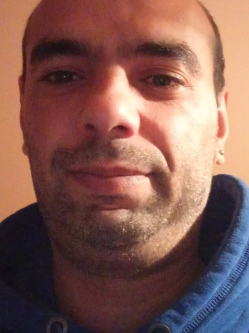 Attila, 47 �ves t�rskeres� f�rfi, Heves