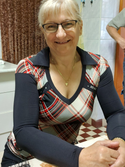 Ilona, 59 �ves t�rskeres� n�, Dabas
