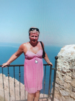 Marika, 63 �ves t�rskeres� n�, T�t