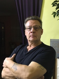 Michael, 65 �ves t�rskeres� f�rfi, Nagybaracska