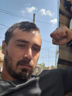 Felix, 31 �ves t�rskeres� f�rfi, Hern�d