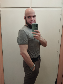 Ervin, 32 éves társkereső férfi, Komárom