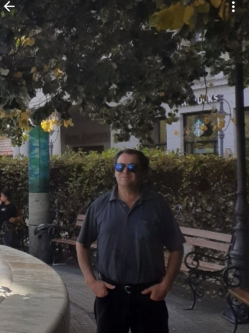 L�szl�, 63 �ves t�rskeres� f�rfi, Derecske