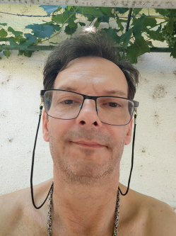 Joci, 54 �ves t�rskeres� f�rfi, Hatvan