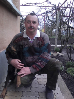 Zolt�n, 64 �ves t�rskeres� f�rfi, Szolnok