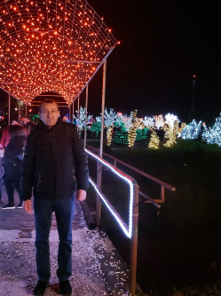 andr�s, 52 �ves t�rskeres� f�rfi, Zalaegerszeg