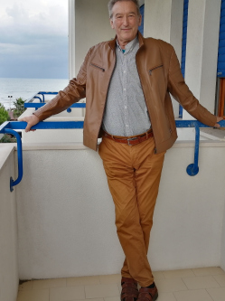 Sanyi, 70 �ves t�rskeres� f�rfi, Kiskunhalas