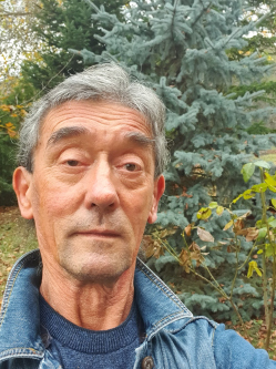 R�bert, 75 �ves t�rskeres� f�rfi, Esztergom