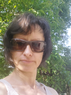 �gnes, 49 �ves p�csi t�rskeres� n�