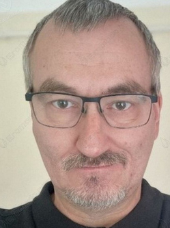 Zsolti, 51 �ves t�rskeres� f�rfi, Kondoros
