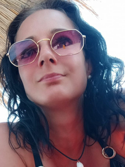 Eszti, 48 �ves t�rskeres� n�, Szeged