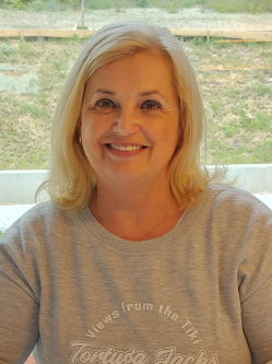 Erika, 59 �ves t�rskeres� n�, Szigethalom