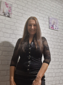 Niki, 44 �ves t�rskeres� n�, Tiszanagyfalu
