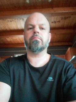 Ferenc, 52 �ves borsosber�nyi t�rskeres� f�rfi